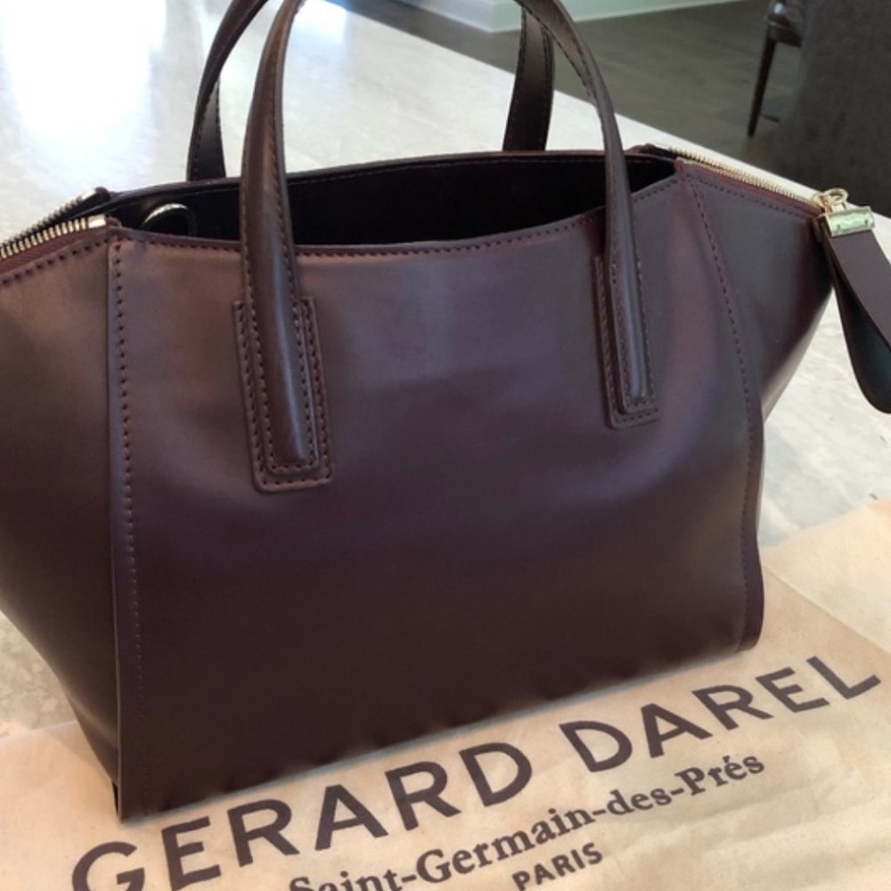 Classic Gerard Darel Black Visconti Handbag - like new! With tags
